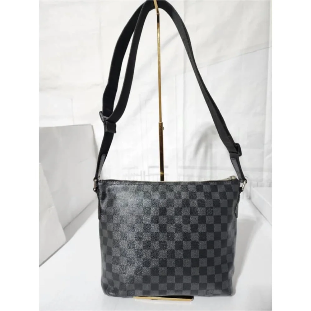 Authentic LOUIS VUITTON Damier Graphite Mick PM Shoulder Bag Black/Grey